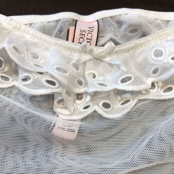 VICTORIA’S SECRET - NWT - L Sz L Dream Angels Sheer Eyelet-Trimmed String Bikini - Picture 3 of 14
